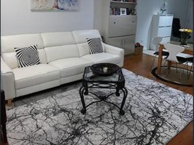 Beautiful apartment in a central location 3bed +2bathroom + 2 secure garage