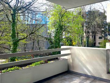 Beautiful, very well maintained apartment in Schwabing