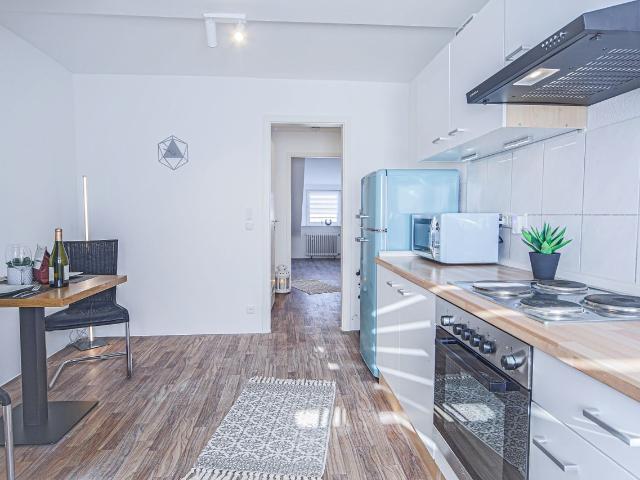 Beautiful apartment in the heart of Düsseldorf, Dusseldorf Amsterdam Apartments for Rent