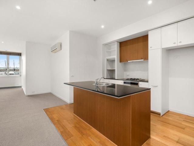 Beautiful apartment with amazing MCG views