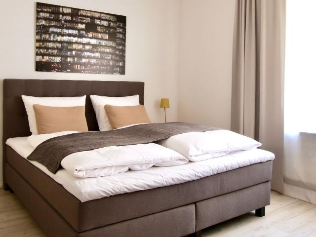 Beautiful apartment with balcony in nice area, Koln Amsterdam Apartments for Rent