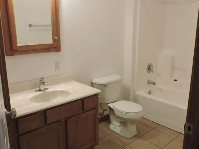 Beautiful Apartments Located 2 Blocks From Penn West Campus 1 Bedroom Apartment for Rent at 406 Temperance Way, California, PA 15419