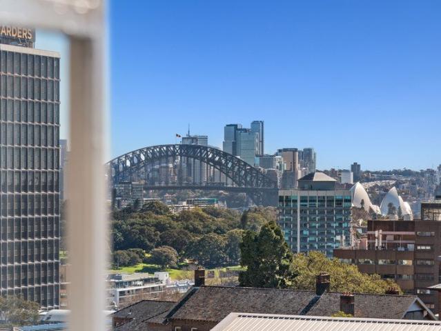 Beautiful Art Deco Apartment with Iconic Views