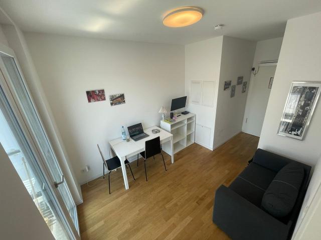Beautiful & awesome flat in Lichtenberg, Berlin Amsterdam Apartments for Rent