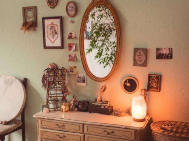 Beautiful, bohemian, fully furnitured apartment with balcony in Neukölln