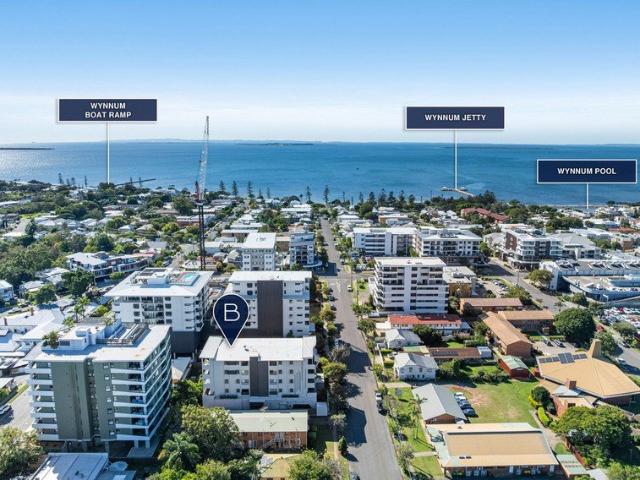 Beautiful Bayside Living in a Lifestyle Precinct