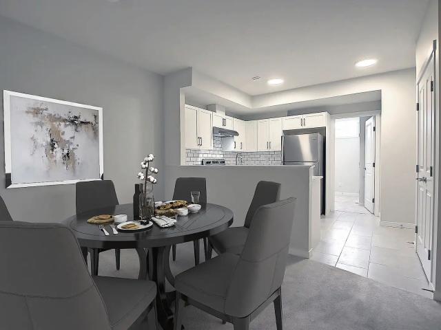 Beautiful Basement Suite! Lake Access!