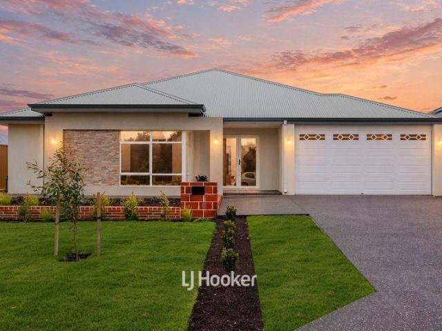 Beautiful Brand New Family Home Opposite the Collie River