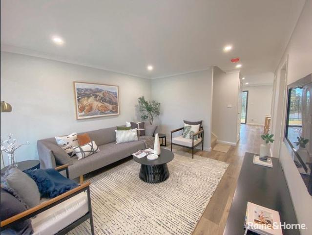 Beautiful brand new two level townhouse