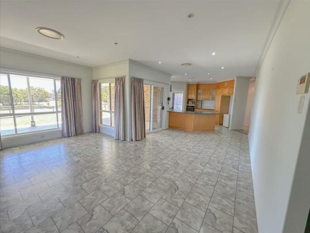 Beautiful Brick Home in Amiens Available 6th July 2026