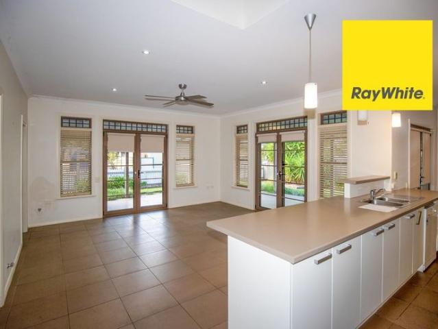BEAUTIFUL BRICK HOME ON ROSS HILL