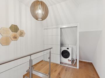 Beautiful & bright apartment