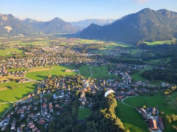 Beautiful, bright apartment in holiday region Brannenburg