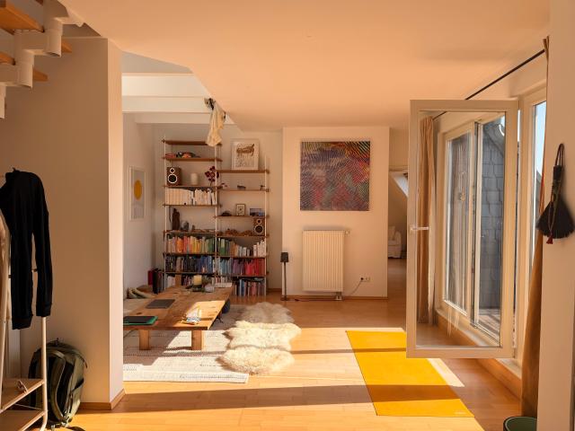 Beautiful bright Penthouse Oasis in Eppendorf