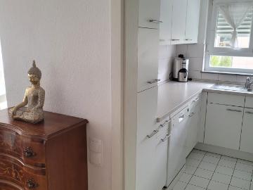 Beautiful, bright 3 room apartment with balcony and fitted kitchen in Stuttgart Degerloch, Stuttgart Amsterdam Apartments for Rent