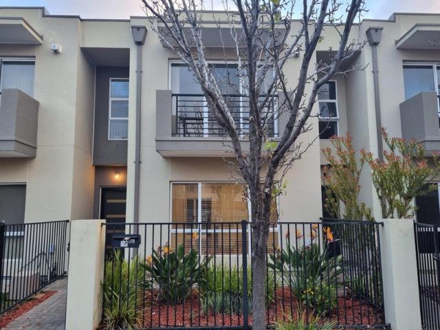 BEAUTIFUL BROMPTON HOME