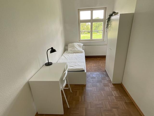 Beautiful & gorgeous apartment in vibrant neighbourhood, Leipzig Amsterdam Apartments for Rent