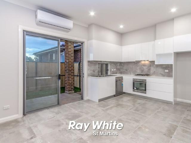 BEAUTIFUL GRANNY FLAT IN THE GABLES ESTATE