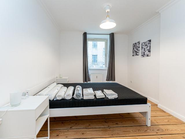 Beautiful & great home in Friedrichshain, Berlin Amsterdam Apartments for Rent