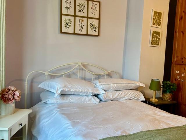 Beautiful double bedroom, newly decorated