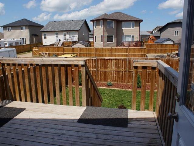 Beautiful Duplex in North Red Deer!