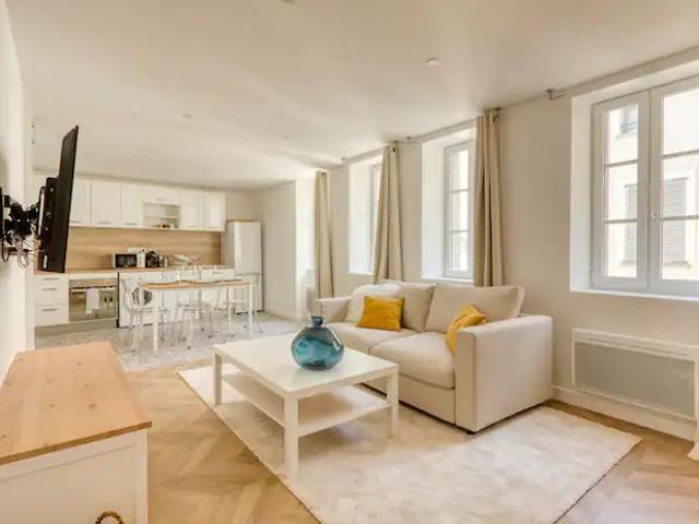 Beautiful Duplex in the city center