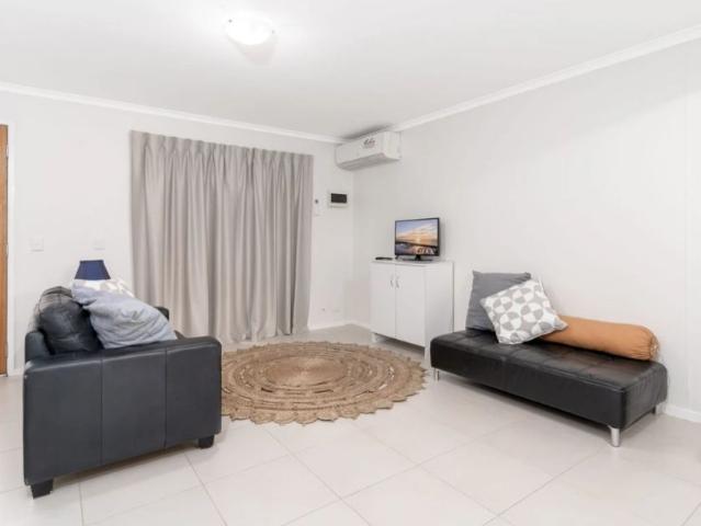 Beautiful, easy, convenient living in a securely gated unit complex!