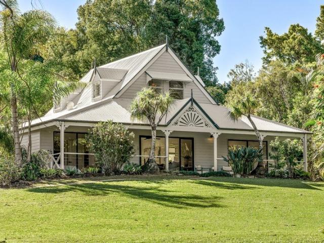 BEAUTIFUL EUMUNDI ACREAGE HOME EXUDES COUNTRY STYLE