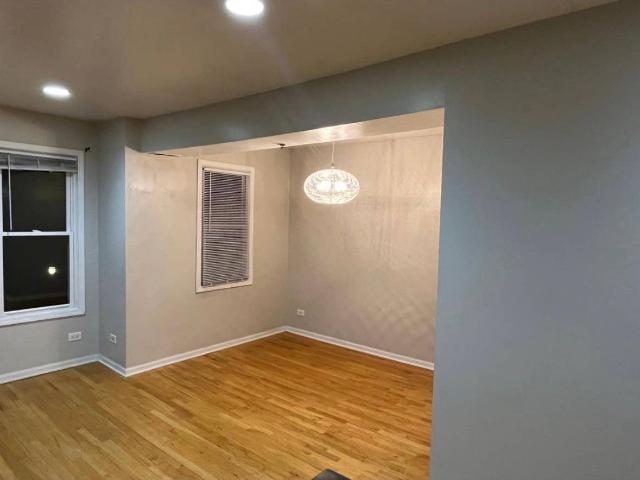 Beautiful EvanstonIL apartment