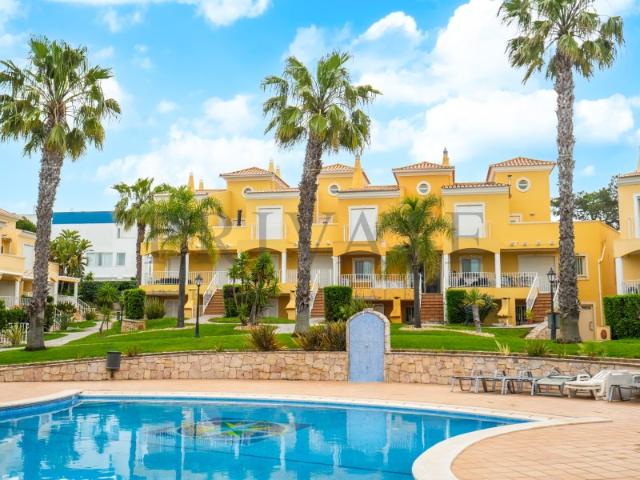Beautiful Exclusive Townhouse in Vilamoura