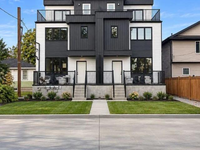 Beautiful Executive Style 2 Bedroom Basement Suite — 2 Bedrooms Townhouse