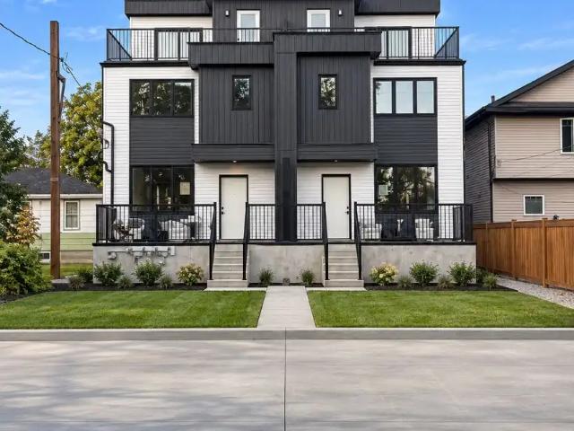 Beautiful Executive Style 4 Bedroom Home