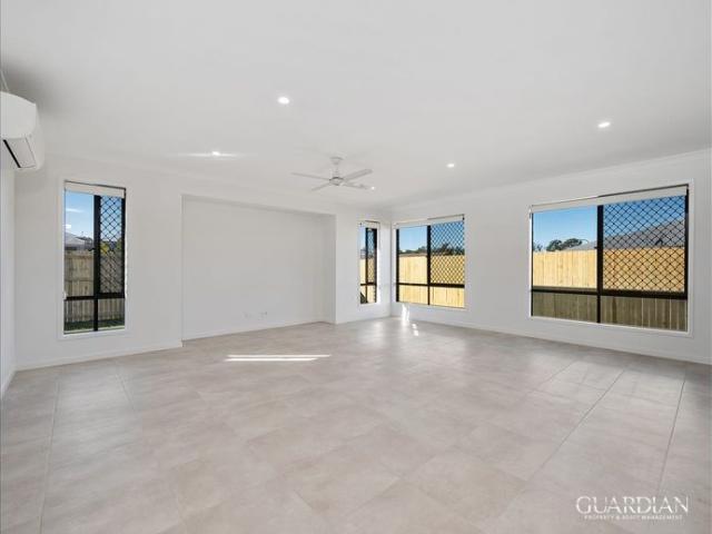 BEAUTIFUL FAMILY FRIENDLY 4 BEDROOM