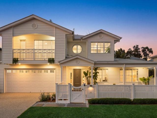 Beautiful family haven in exclusive neighbourhood