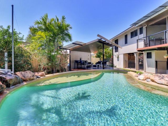BEAUTIFUL FAMILY HOME