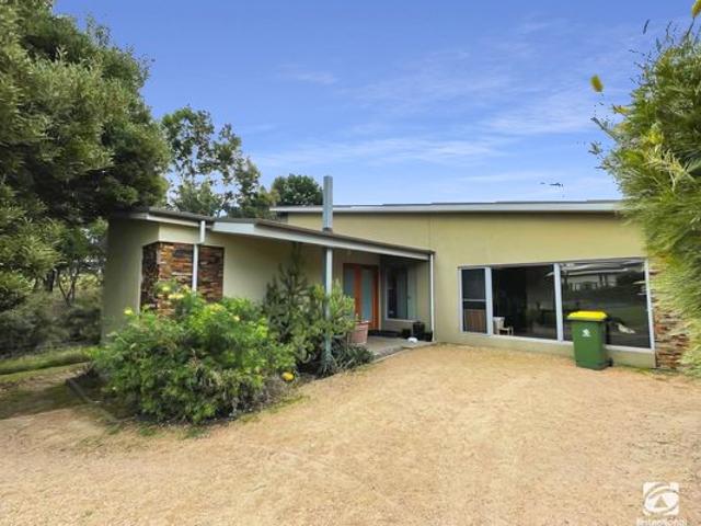 BEAUTIFUL FAMILY HOME