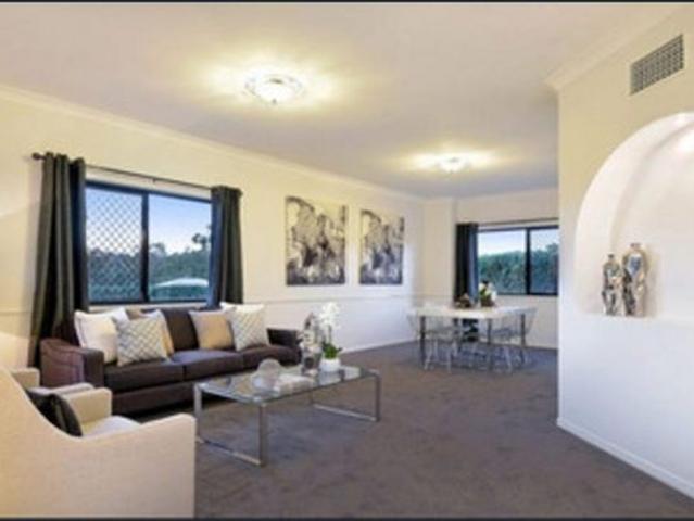 Beautiful family home!