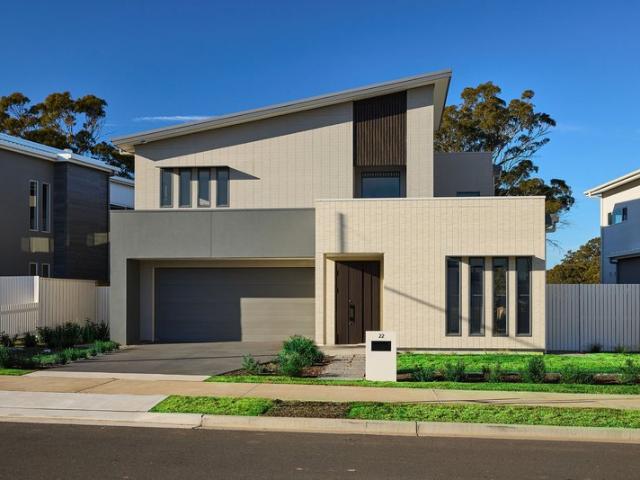 Beautiful Family Home Boasting Spectacular Golf Course Views