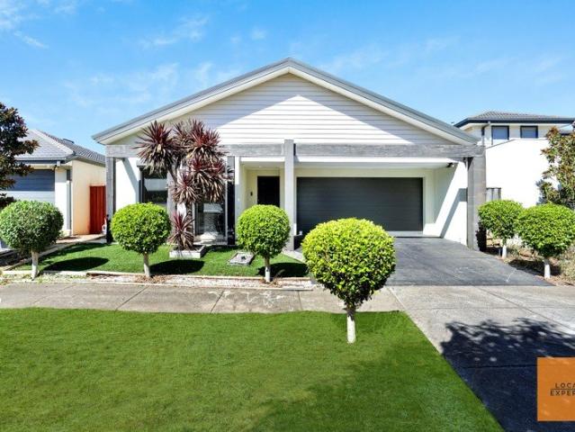 BEAUTIFUL FAMILY HOME FOR RENT BURNSIDE HEIGHTS!