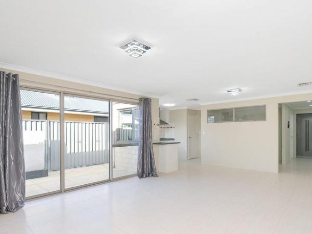 Beautiful Family Home in a Convenient Piara Waters Location