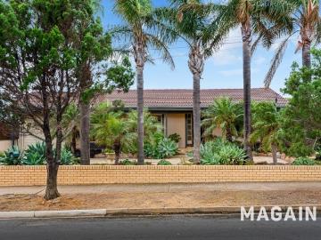 Beautiful family home in a superb coastal location