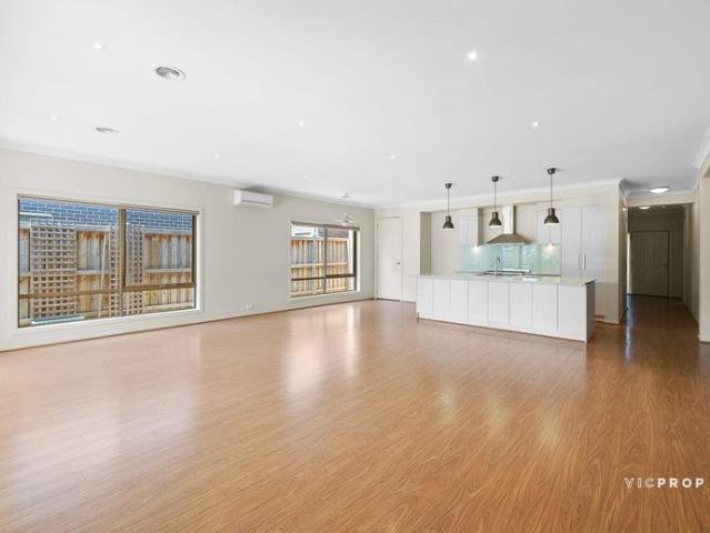 Beautiful Family Home in Alamanda K 9 College School Zone