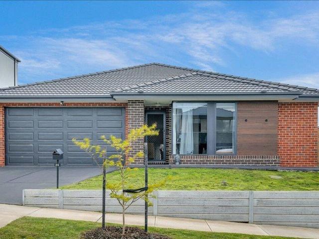 Beautiful Family Home In Lovely Timbertop Estate