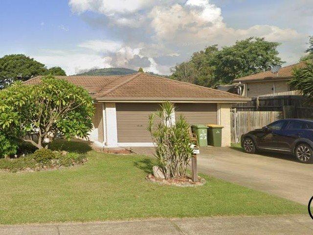Beautiful Family Home in Lowood