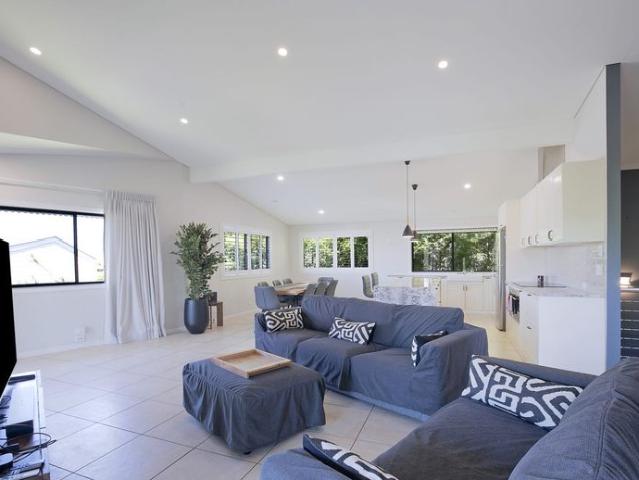 Beautiful Family Home in Sandgate Unfurnished or Furnished