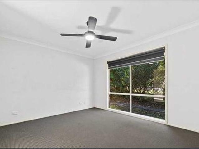 BEAUTIFUL FAMILY HOME IN PRIME CALAMVALE LOCATION!