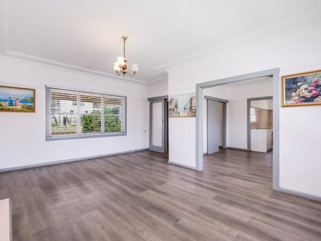 Beautiful Family Home in Prime Westmead Location – Within Westmead Public School and Parramatta High School Catchments!