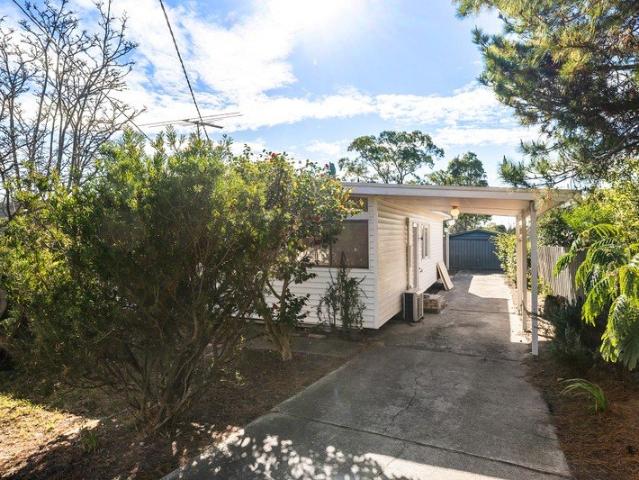 Beautiful Family Home in the Heart of Frankston