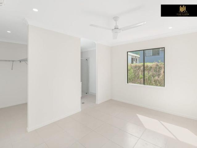 Beautiful Family Home in the Sought After Cherrybrook Estate !