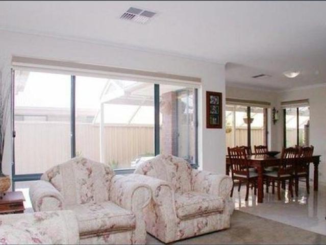 Beautiful family home Just move in and enjoy!